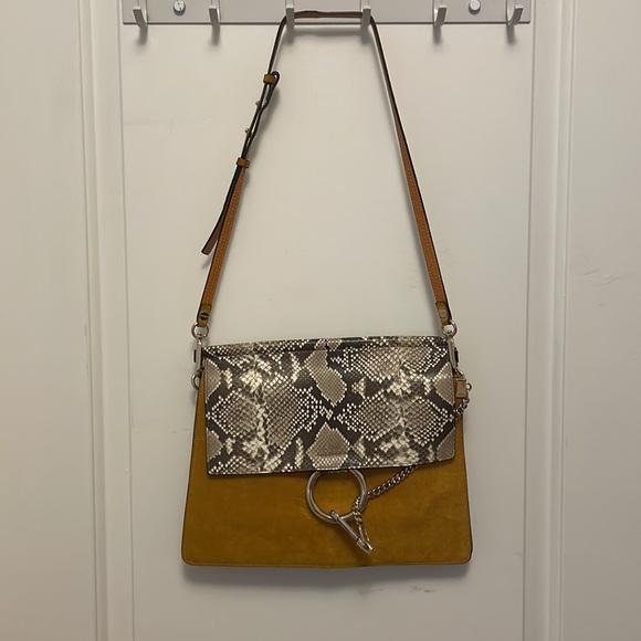 CHLOE FAYE SUEDE CALFSKINBAG TRIFOLD - Picture 2 of 7